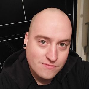 Meet your Posher, Adam
